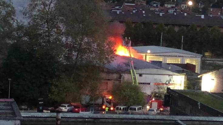 Sutea San Esteban auzoko enpresa huts batean