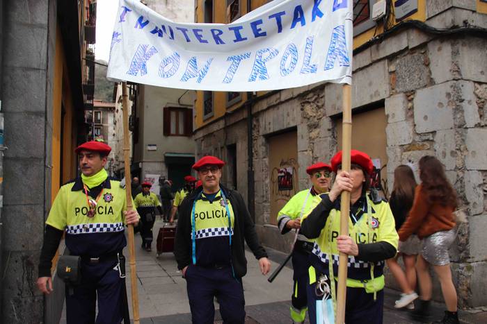 Konpartsa eta mozorroak Zald 32 1645972622360