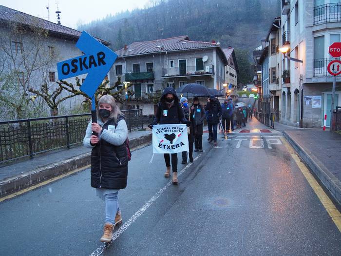 2.000 pertsona baino gehiago 15 1610225155778