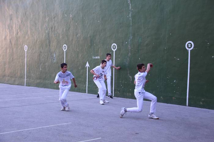 Gabonetako XIX. Piloeta Topa 10 1640868936258