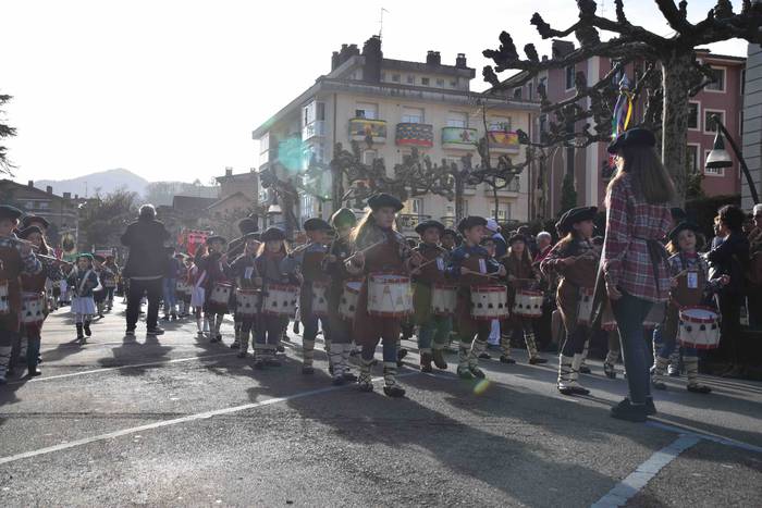 Danbor hotsak, txikienen esk 12 1551547519454