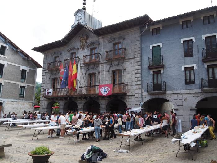 Intxurre Futbol Taldeak giro 16 1653985641046