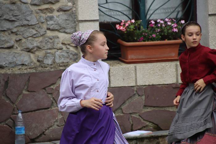 Dantzarako afizioa badaukate 28 1566133760757