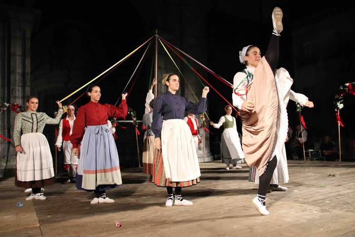 Suak argitu du urteko gaurik 54 1561330843636