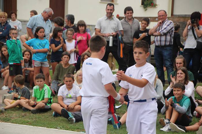 Puzgarriak, pilota eta karta 24 1501613796541