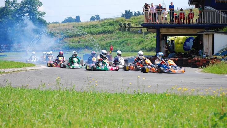 Goierrialdeko kartingera eta igerilekura irteera egingo dute