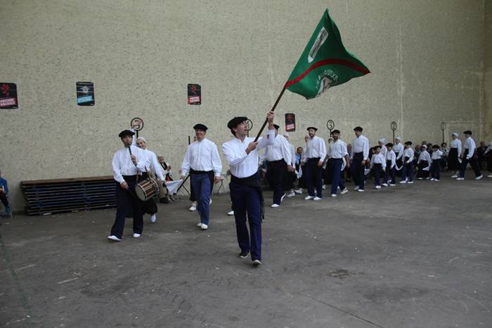 Ingurutxoa Bedaioko ikur 51 1505070476671