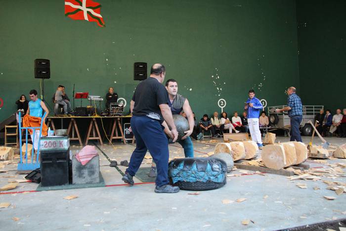 Erakustaldiz betetako arrats 18 1507489945710