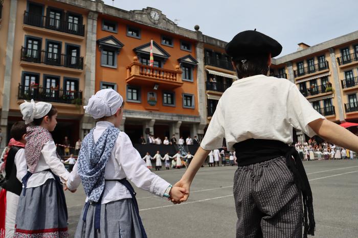 Dantzari Txiki Eguna