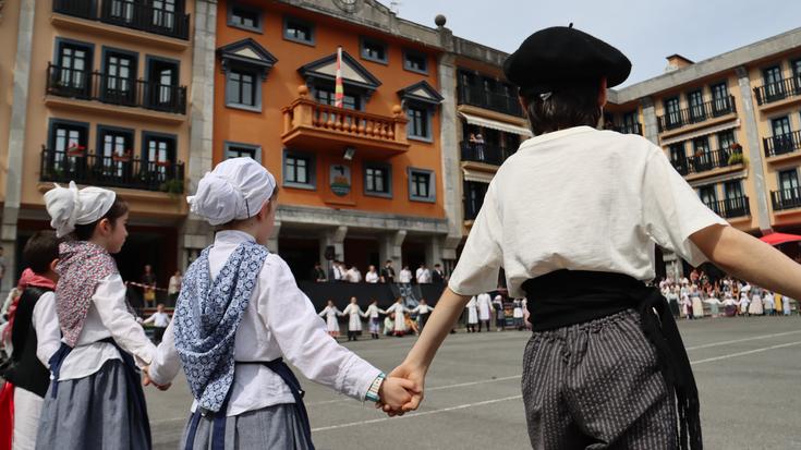 Dantzari Txiki Eguna