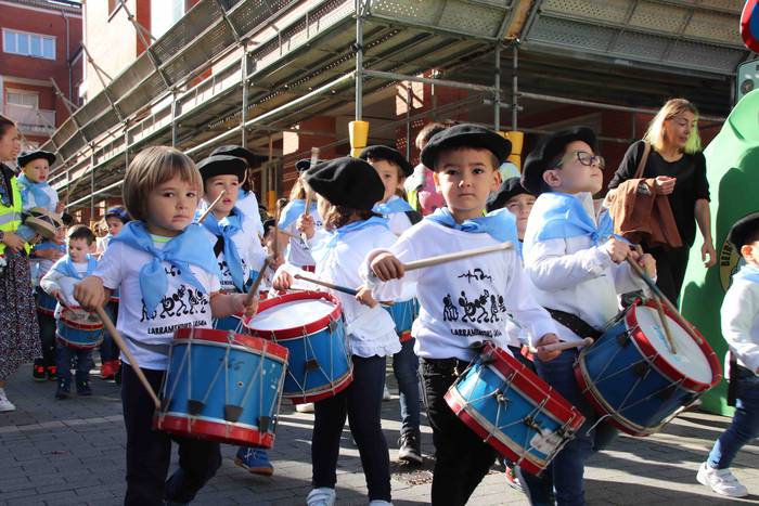 Danbor hotsek esnatu dute au 6 1572095544886