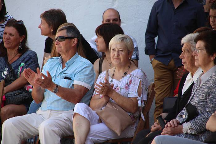 GOIAZKO ANDRA MARI JAIAK 201 15 1502631574479