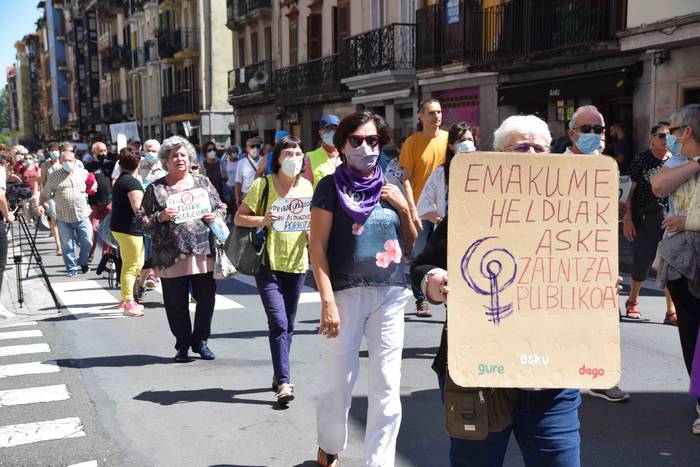 Zerbitzu publikoen aldeko mo 47 1593257998418