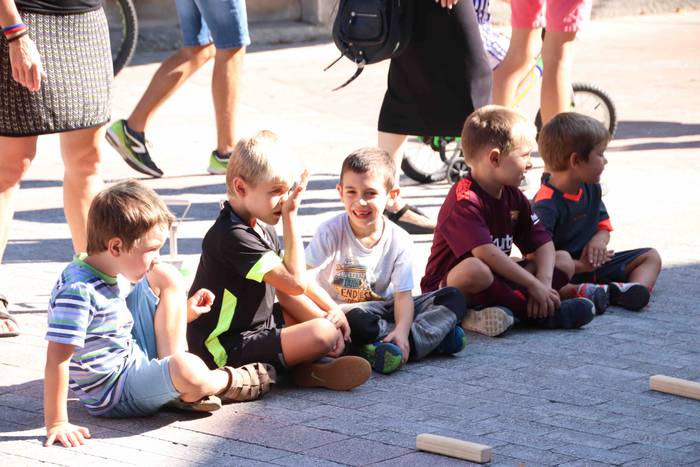 Jolas betean aritu dira umea 13 1537027516412