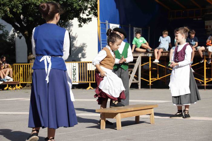 Altzo festak saninazioak has 34 1659120330221