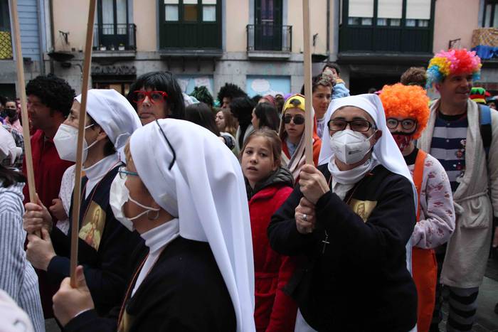 Inauteriak 22, Diana 9 1645957587786