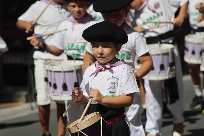 Ibarra zeharkatu dute, danbo 9 1661344764036