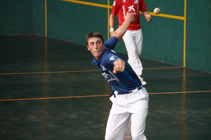 Herriko semea bultzatzen 10 1472060703427