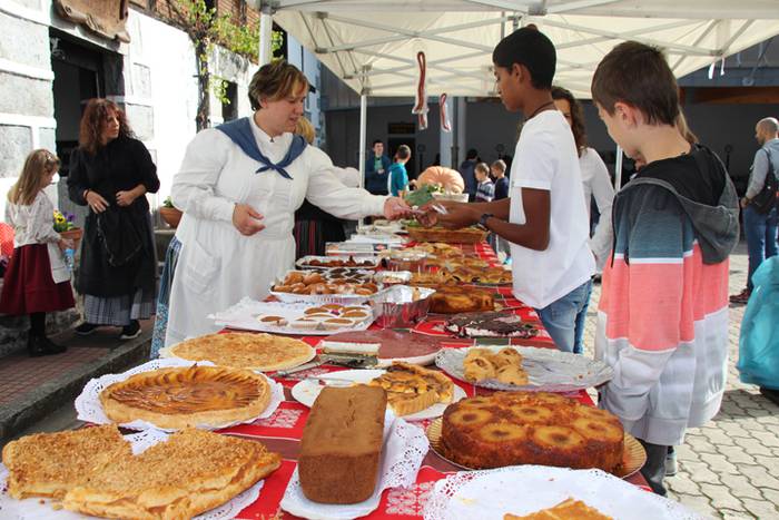 Azoka eguna Goiatzen 8 1474809999587