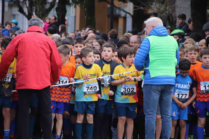 Lasterka berotu dira haurrak 80 1579448290737