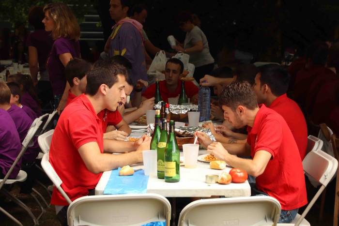 Kuadrillan bazkaltzea bezala 27 1564494471836