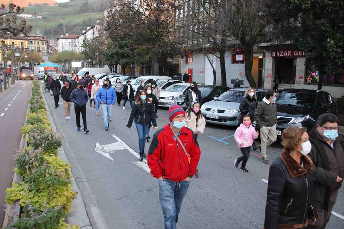 Jendetzak babestu du ostalar 65 1605983921959