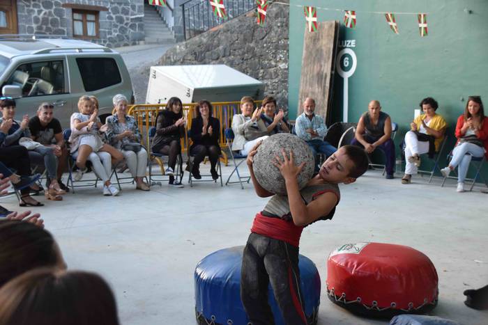 Jakesen ausardia, auzotarren 62 1538331230917