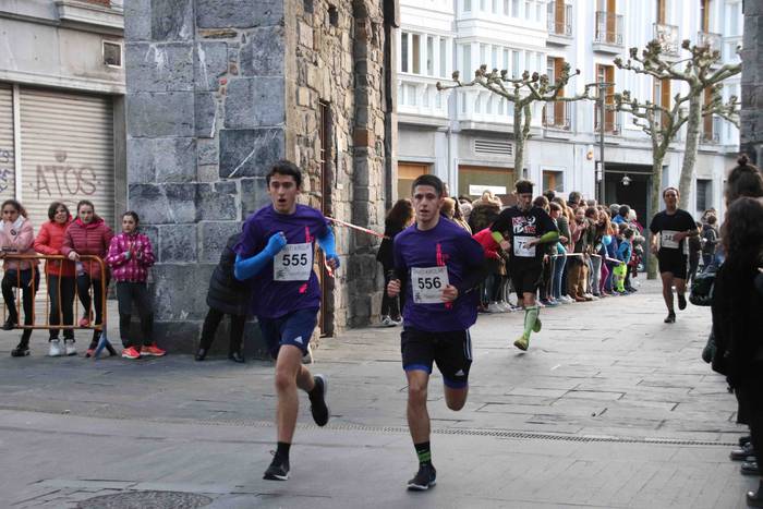 Uzturreko gurutzea lapurtu z 168 1577814047743