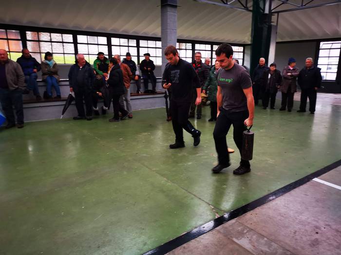 Gazteek saltsa jarri dute Sa 8 1573476468922