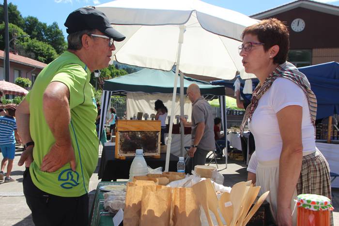 Udaberriko azoka Berrobin 42 1494770632769