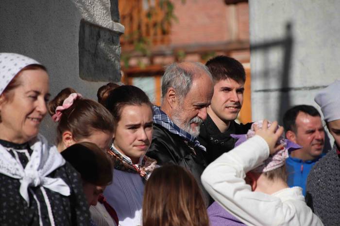 Gabon eguna Asteasun eta Adu 56 1577194441462