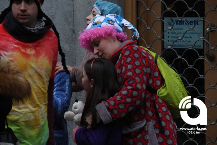 Pijamen iraultzak hartu du T 27 1488100003844