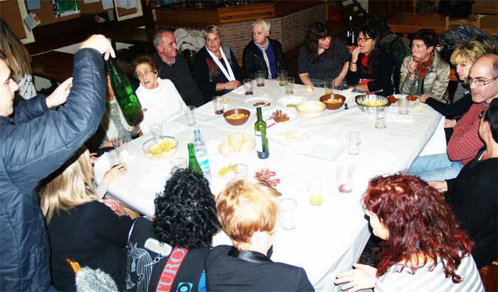 Mintzalagunak Oargi elkartean 2 1387466326531