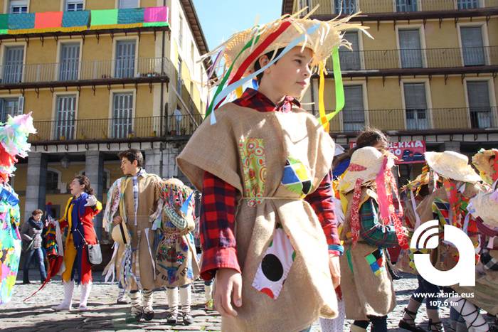 Kriskitinak inauteriari 30 1488038527736