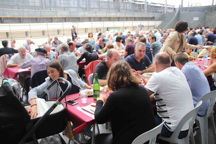 Frontoia bete da txekorra ja 58 1565532434066