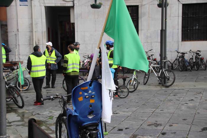 U30 Aldaketaldia bizikleta m 2 1612007007563