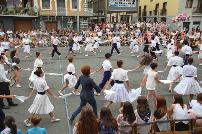 soka dantza santioak villabo 101 1532545894415
