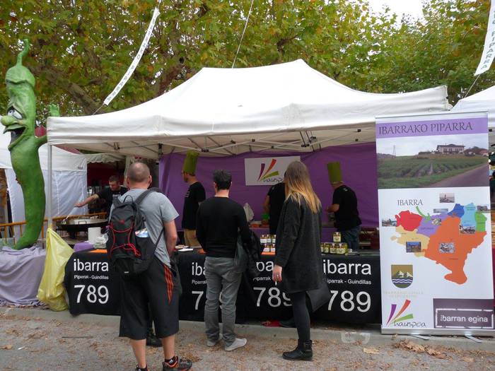 ezpeletako azoka 2015 14 1445878875635