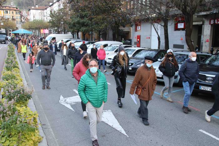 Jendetzak babestu du ostalar 35 1605983885445