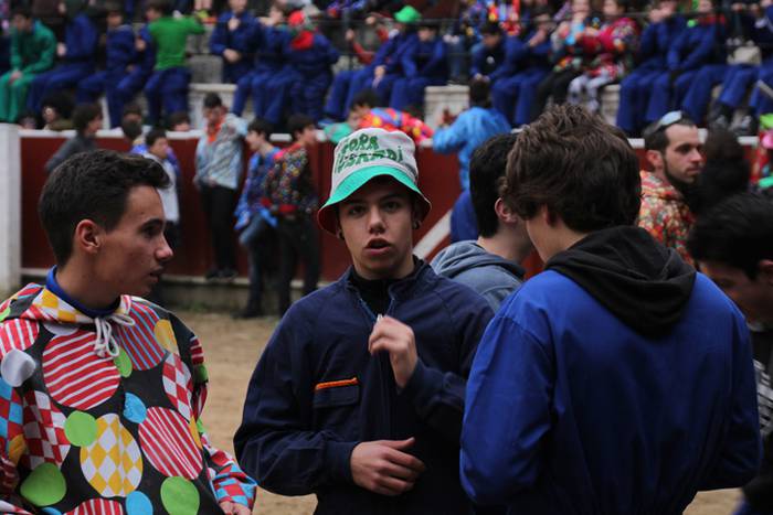 Ikuskizun polita, lehen zeze 14 1487873528684