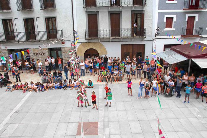 berastegiko salontzo jaiak t 3 1533734031917