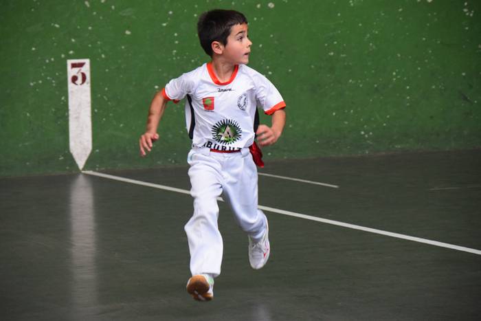 Benjaminek pilotari jo diote 16 1527962450462