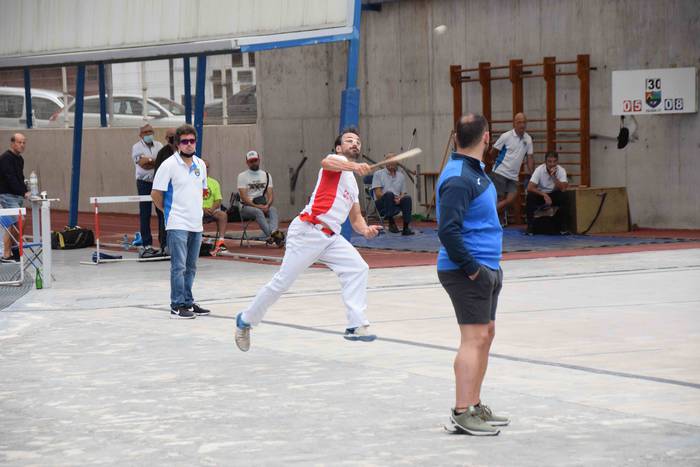 Txapelak jantzi dituzte 52.  17 1627714818845