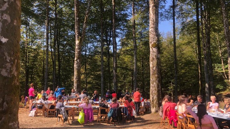 Festa giro ederra izan zen Uliko bordan