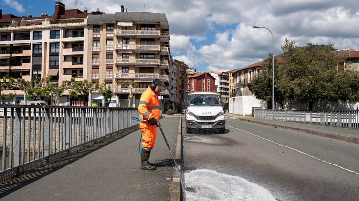 Ostiral goizean ezingo da Rondilla kalean aparkatu, garbiketa lanak direla eta