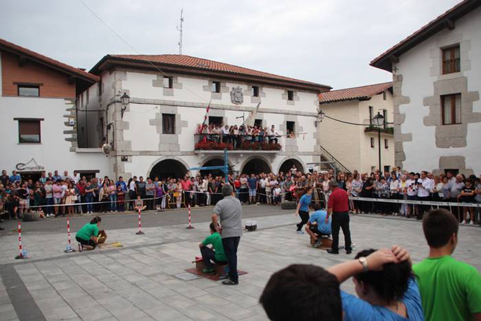 Zaldi gainean lasterka Abalt 72 1498413440985