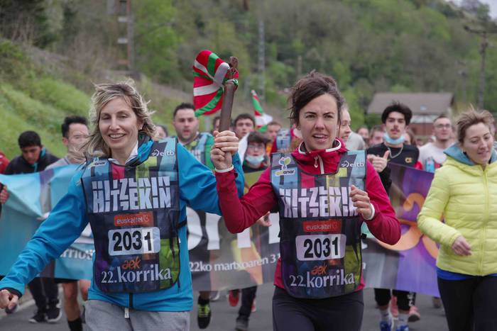 korrika, furgonetatik, Anoet 71 1649421150554