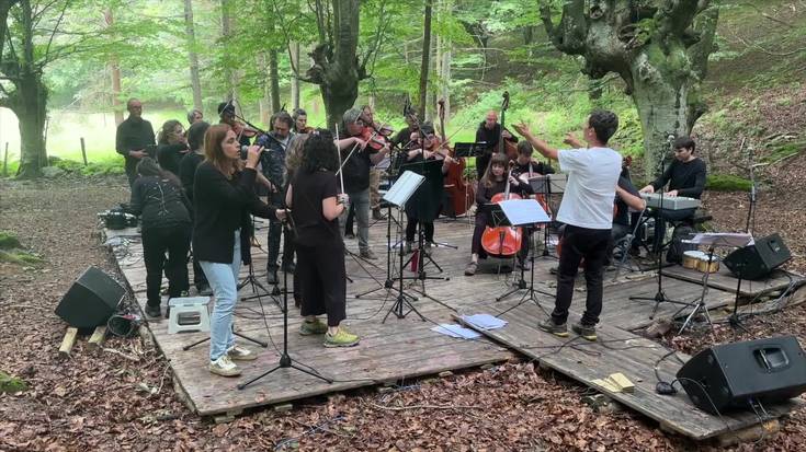Lorea Zulaika (Kadira) eta Et Incarnatus Orkestra, Urkizun