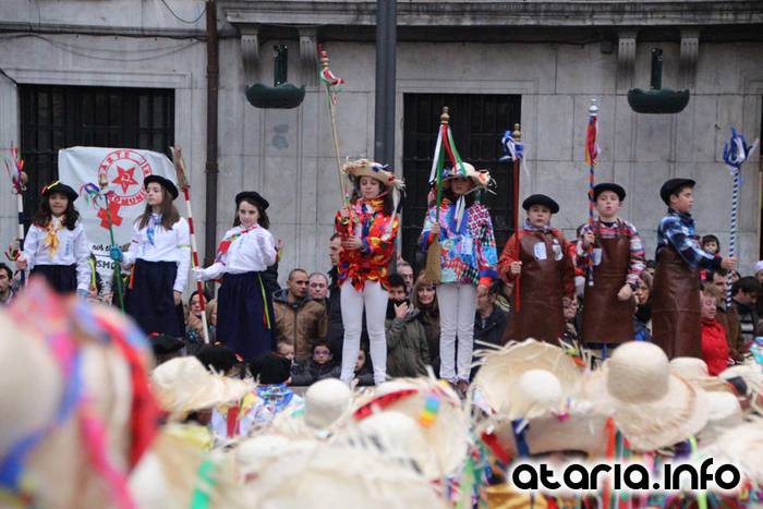 Zaldunita bezperako haur danborrada 132 1454785377864