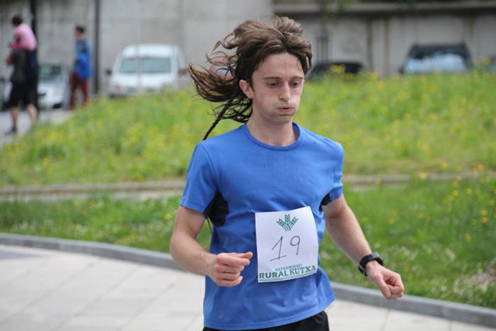 Uzturre igoera lasterketa 2016 17 1465654767609